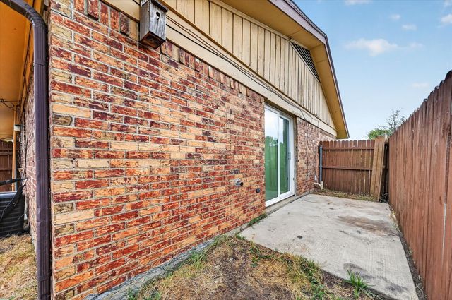 305 Cliff Drive, Garland, TX 75042