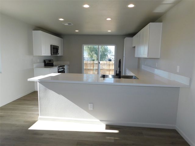 4579 S Calle Amigo, Fort Mohave, AZ 86426