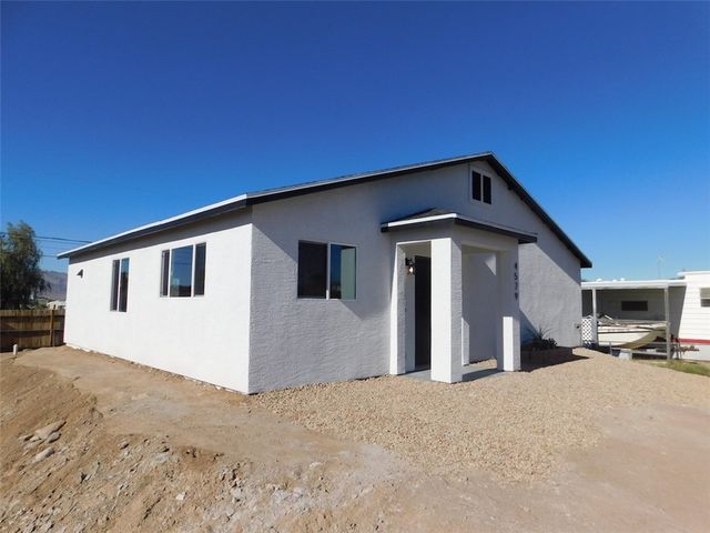 4579 S Calle Amigo, Fort Mohave, AZ 86426