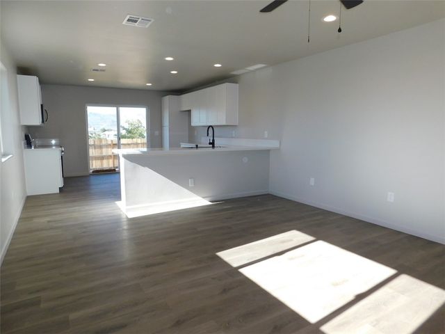 4579 S Calle Amigo, Fort Mohave, AZ 86426