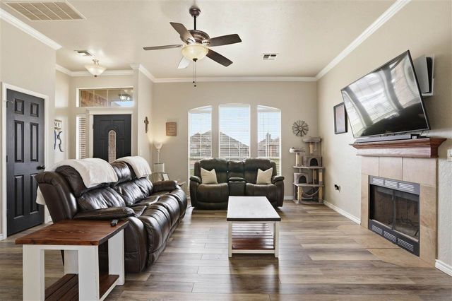 205 NW Cherry Ave, Cache, OK 73527