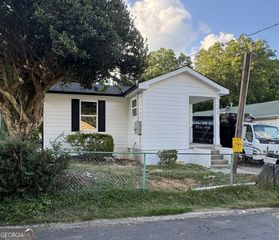 1039 Mill Street SE, Gainesville, GA 30501