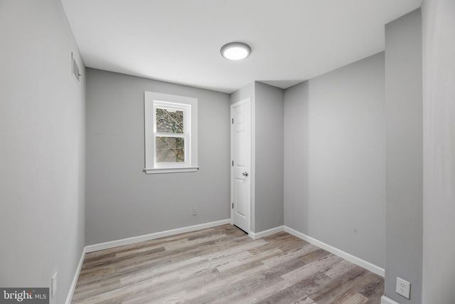 2110 DELMAR DR, Folcroft, PA 19032