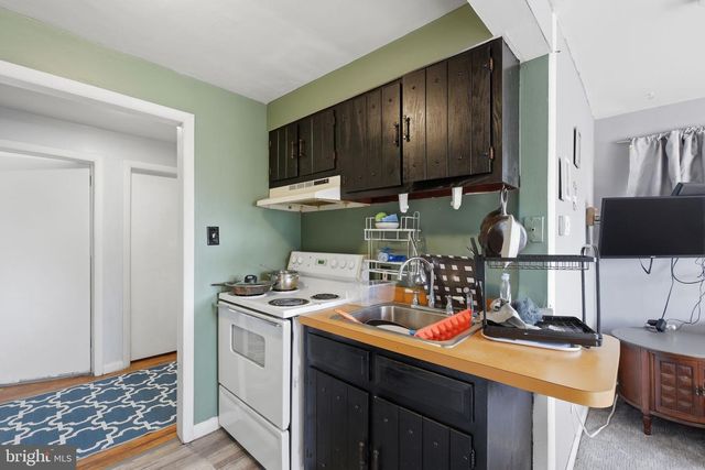 2110 DELMAR DR, Folcroft, PA 19032