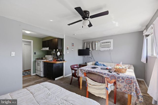 2110 DELMAR DR, Folcroft, PA 19032