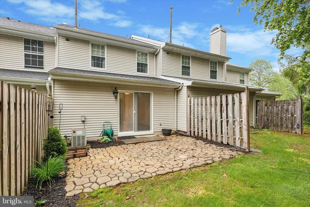3 ARDSLEY CT, Newtown, PA 18940