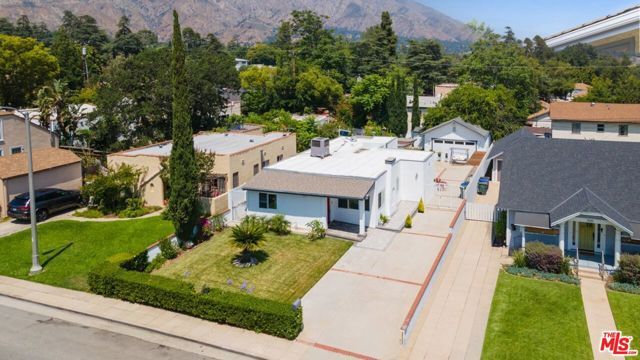 1430 N Dominion Avenue, Pasadena, CA 91104