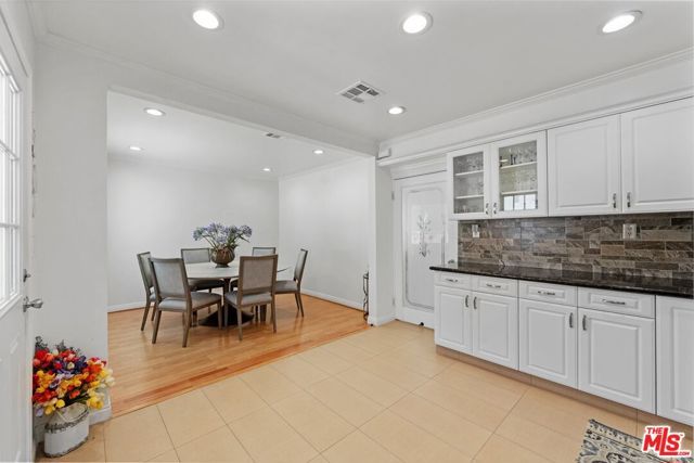 1430 N Dominion Avenue, Pasadena, CA 91104