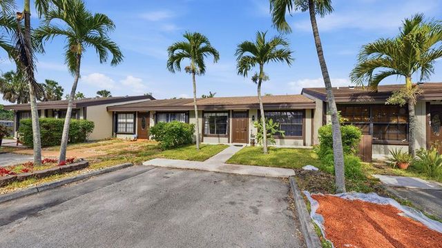 2260 Plum Court, Pembroke Pines, FL 33026