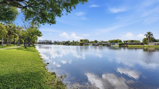 2260 Plum Court, Pembroke Pines, FL 33026