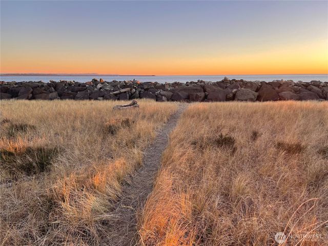 1471 Trade Wind Avenue SW, Ocean Shores, WA 98569