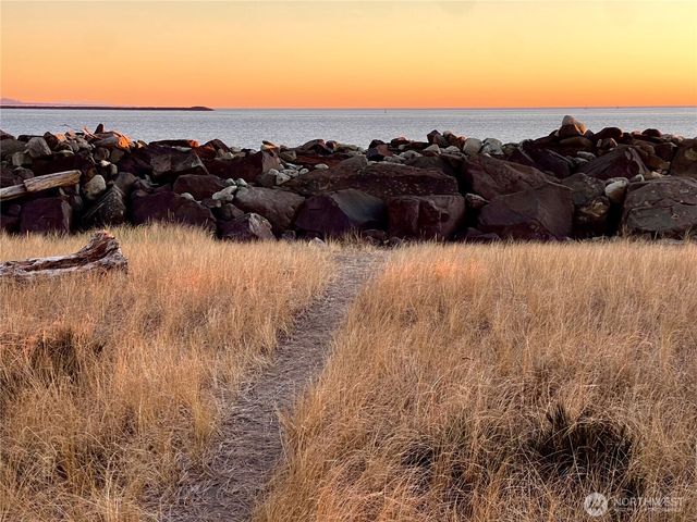 1471 Trade Wind Avenue SW, Ocean Shores, WA 98569