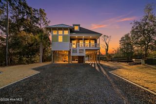 228 NE 41st Street, Oak Island, NC 28465