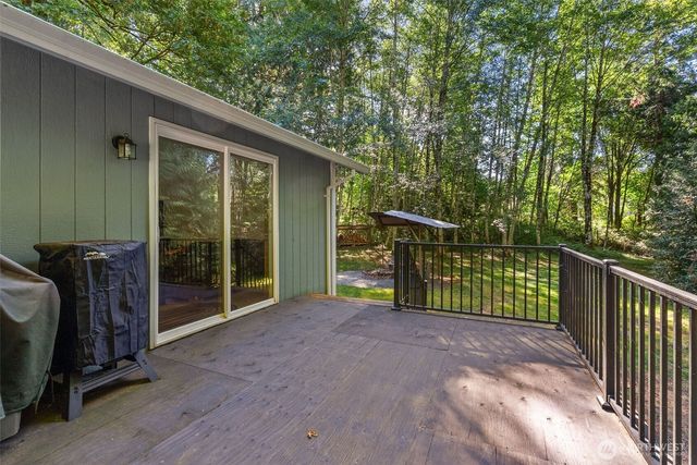 220 E Moore Lane, Shelton, WA 98584