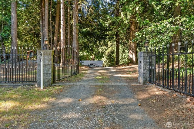 220 E Moore Lane, Shelton, WA 98584