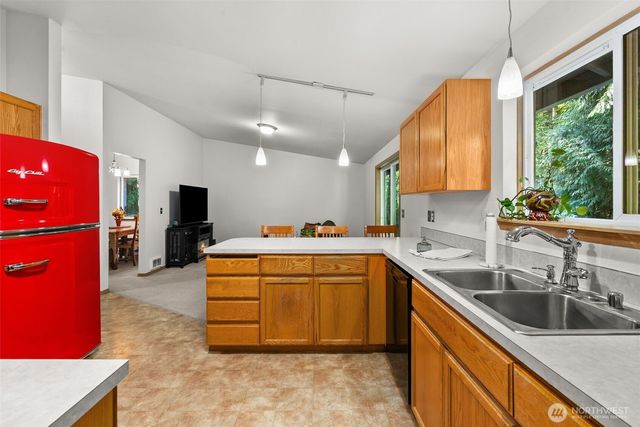 220 E Moore Lane, Shelton, WA 98584