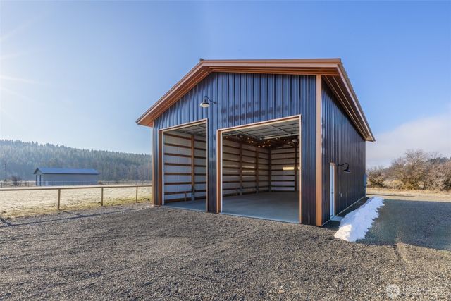 130 Sunny Meadow Drive, Cle Elum, WA 98922