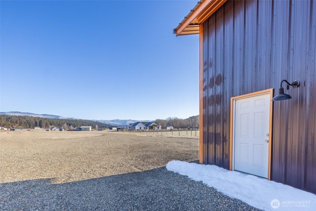 130 Sunny Meadow Drive, Cle Elum, WA 98922