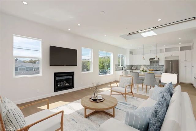 1708 Blossom Lane, Redondo Beach, CA 90278