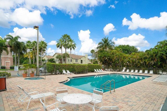 1802 Belmont Place, Boynton Beach, FL 33436