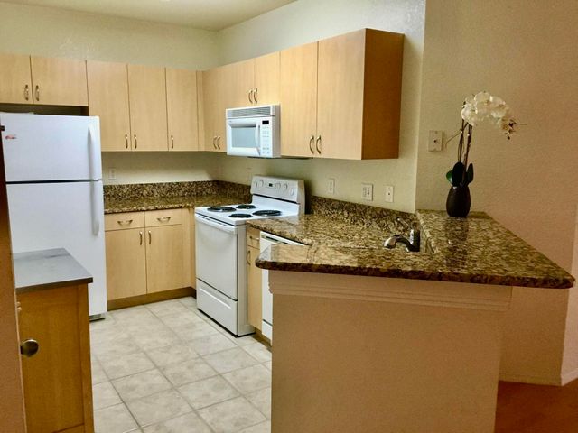 1802 Belmont Place, Boynton Beach, FL 33436