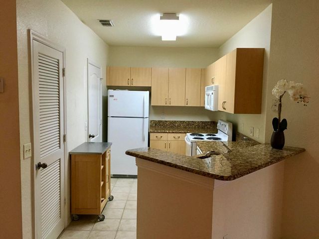 1802 Belmont Place, Boynton Beach, FL 33436