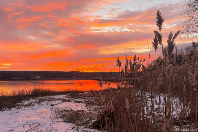 126 Walnut Road, Kings Park, NY 11754