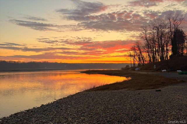 126 Walnut Road, Kings Park, NY 11754