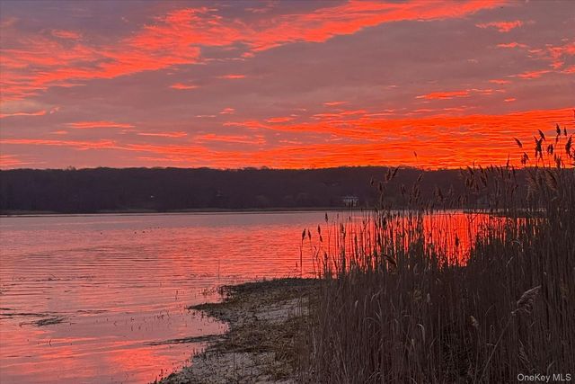 126 Walnut Road, Kings Park, NY 11754