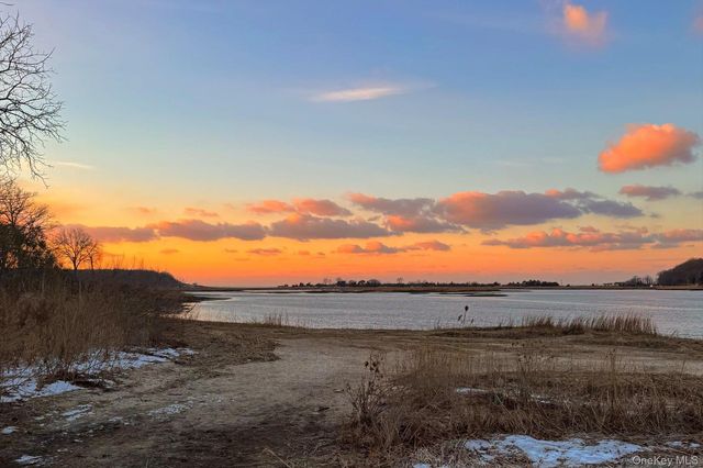 126 Walnut Road, Kings Park, NY 11754