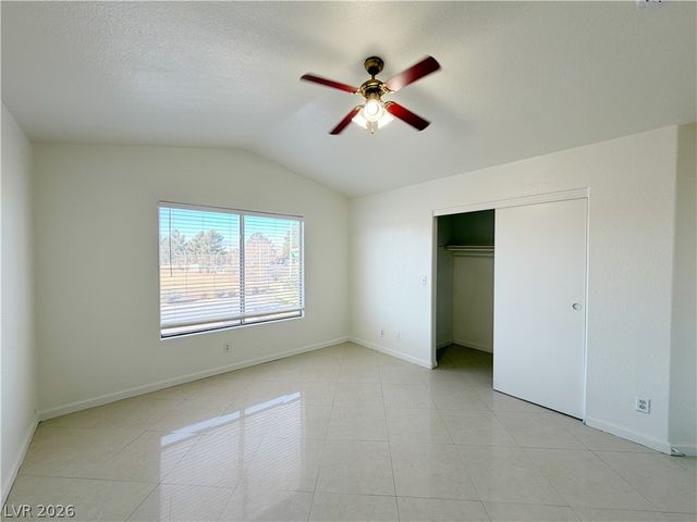 593 Old West Court, Las Vegas, NV 89110