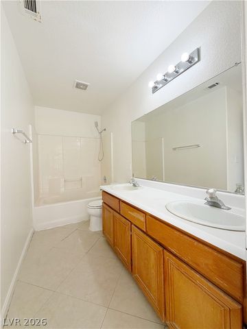 593 Old West Court, Las Vegas, NV 89110