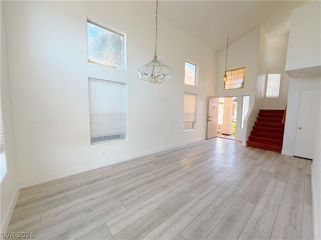 593 Old West Court, Las Vegas, NV 89110