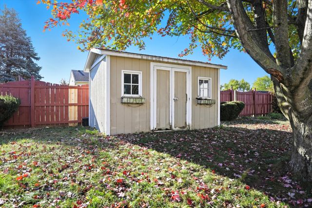 256 Brooks Bend, Brownsburg, IN 46112