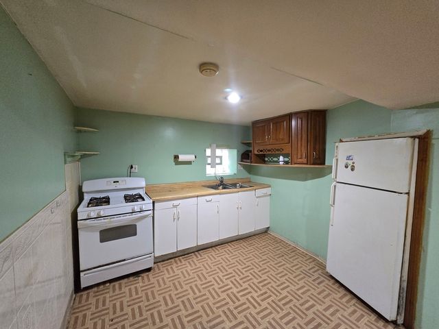 2823 N 76th Court, Elmwood Park, IL 60707