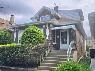 2823 N 76th Court, Elmwood Park, IL 60707