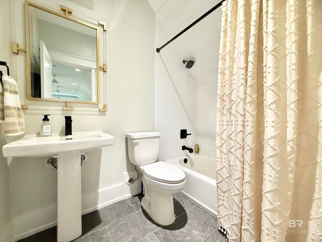 21767 Gallery Boulevard, Fairhope, AL 36532