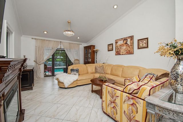 9708 Erica Court, Boca Raton, FL 33496