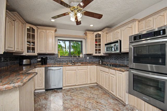 9708 Erica Court, Boca Raton, FL 33496