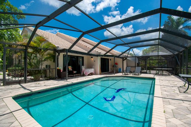9708 Erica Court, Boca Raton, FL 33496