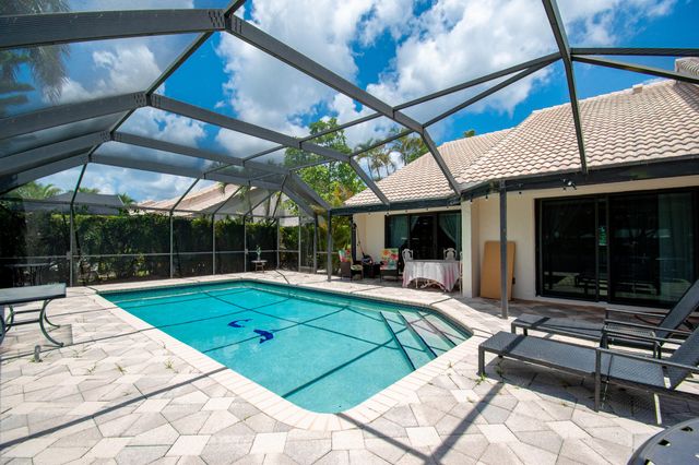9708 Erica Court, Boca Raton, FL 33496