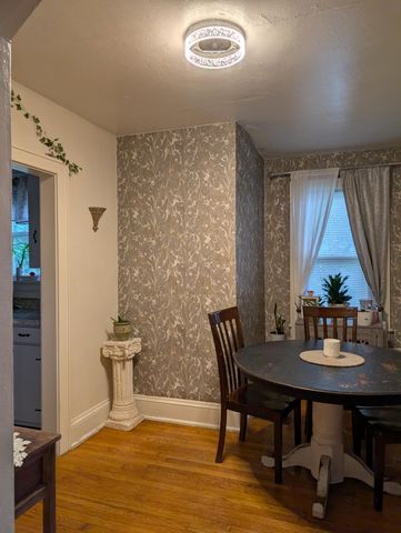 W 2221 Main ST, Salem, VA 24153