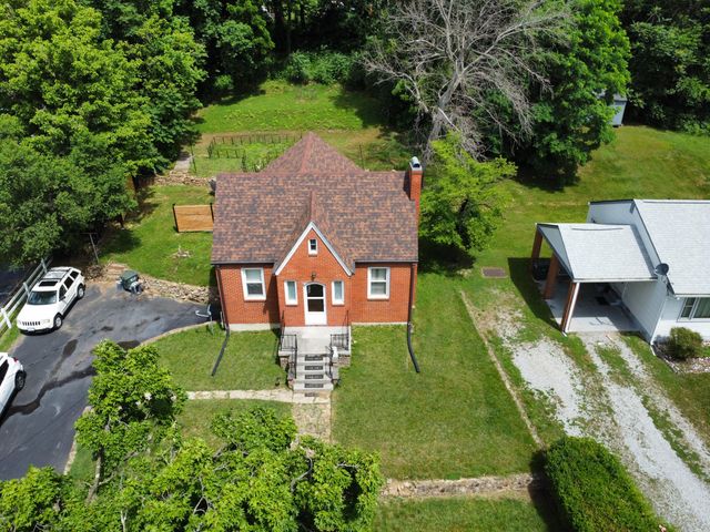 W 2221 Main ST, Salem, VA 24153