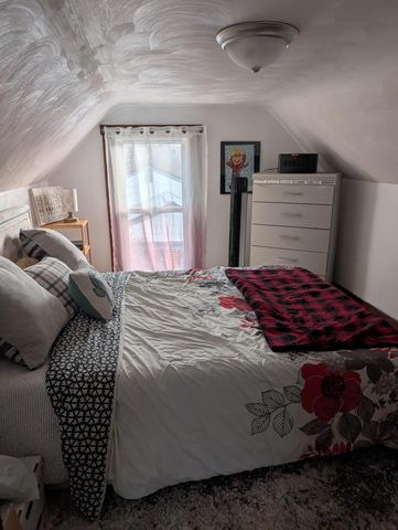 W 2221 Main ST, Salem, VA 24153