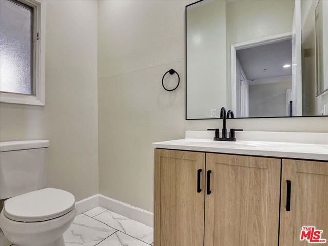2604 E 20th Street 205E, Signal Hill, CA 90755