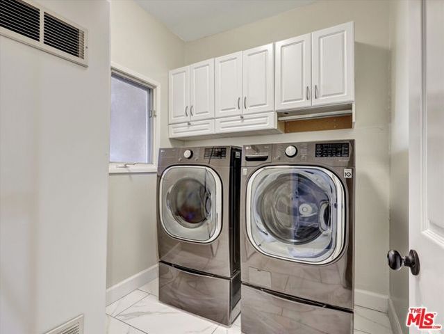 2604 E 20th Street 205E, Signal Hill, CA 90755