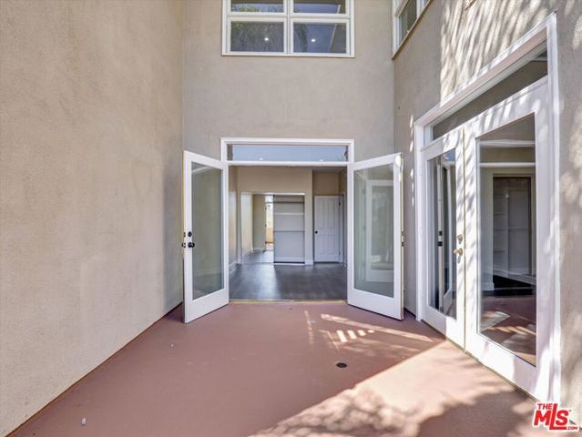 2604 E 20th Street 205E, Signal Hill, CA 90755