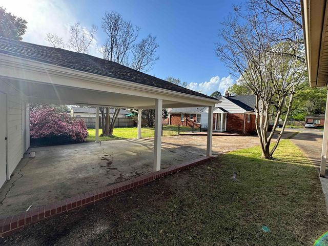 5483 BRANTFORD RD, Memphis, TN 38120