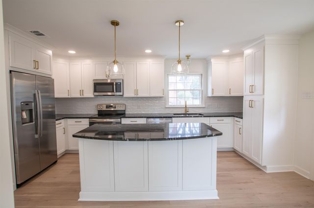 5483 BRANTFORD RD, Memphis, TN 38120