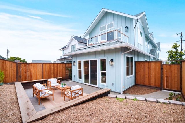200 Columbus Street, El Granada, CA 94018